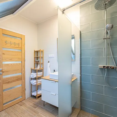 Nemes Dulo Vendeghaz *