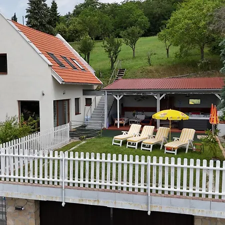 Nemes Dulo Vendeghaz