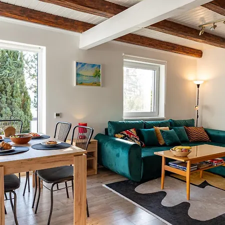 Nemes Dulo Vendeghaz 度假居 Nemesgulács