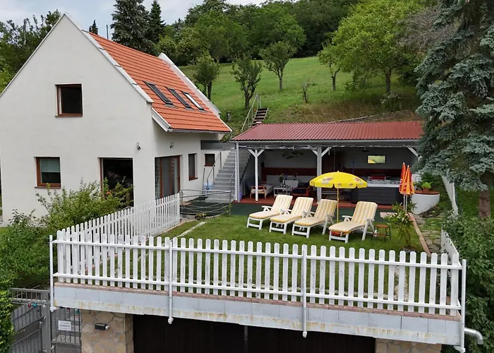 Nemes Dulo Vendeghaz